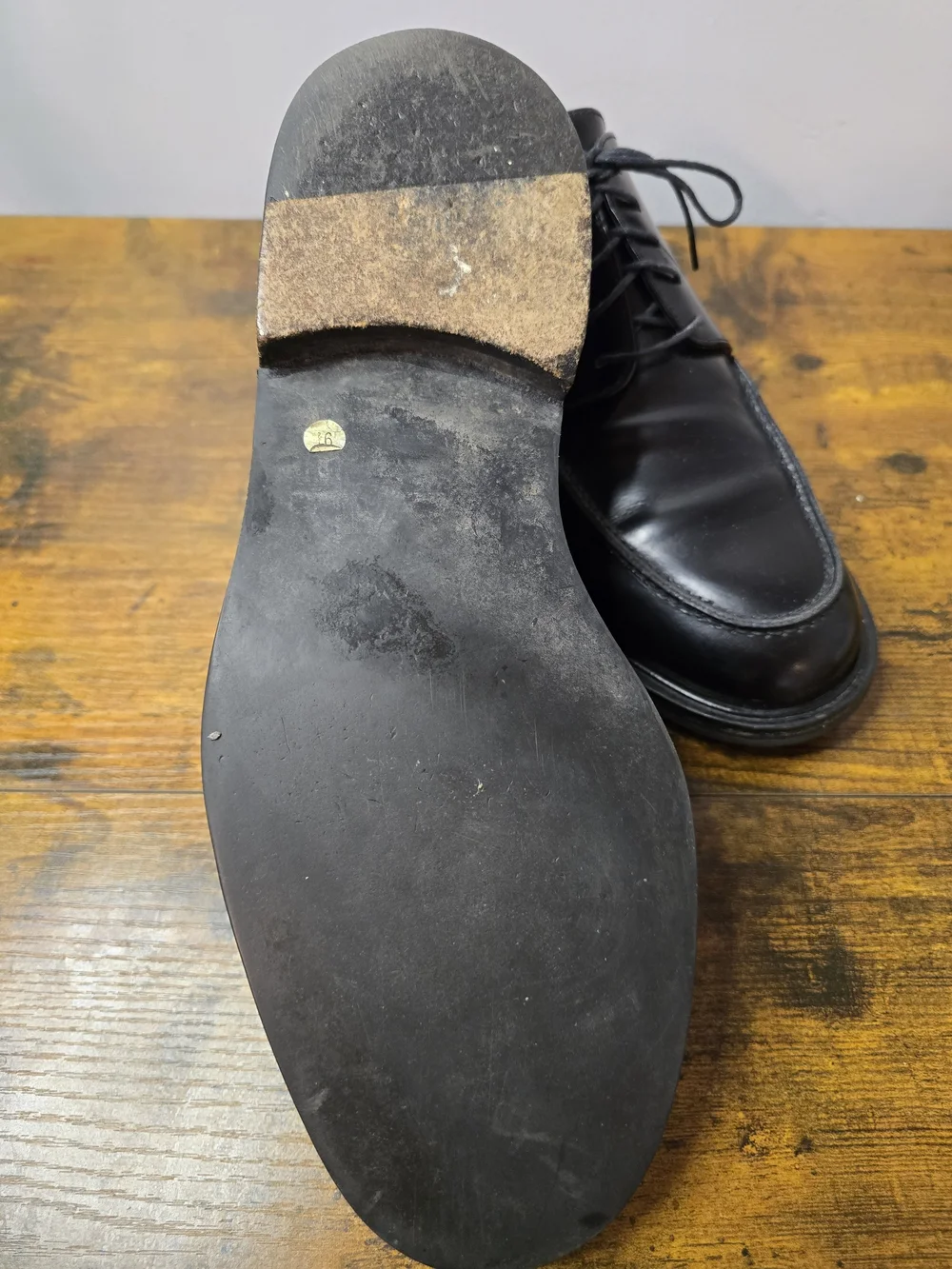 Cole Haan Made in Italy Black Leather Apron Toe Oxfords / Derbies 9.5 D